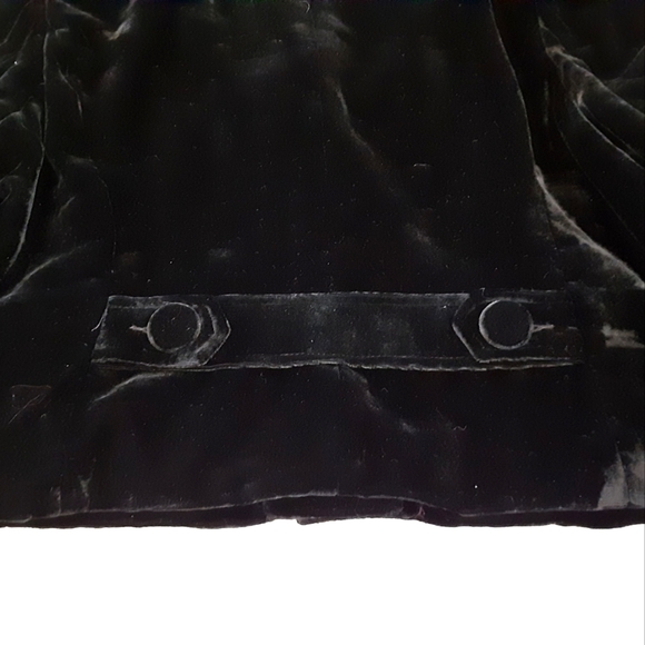 MARIO SERRANI BLACK VELVET FITTED JACKET - Picture 3 of 9